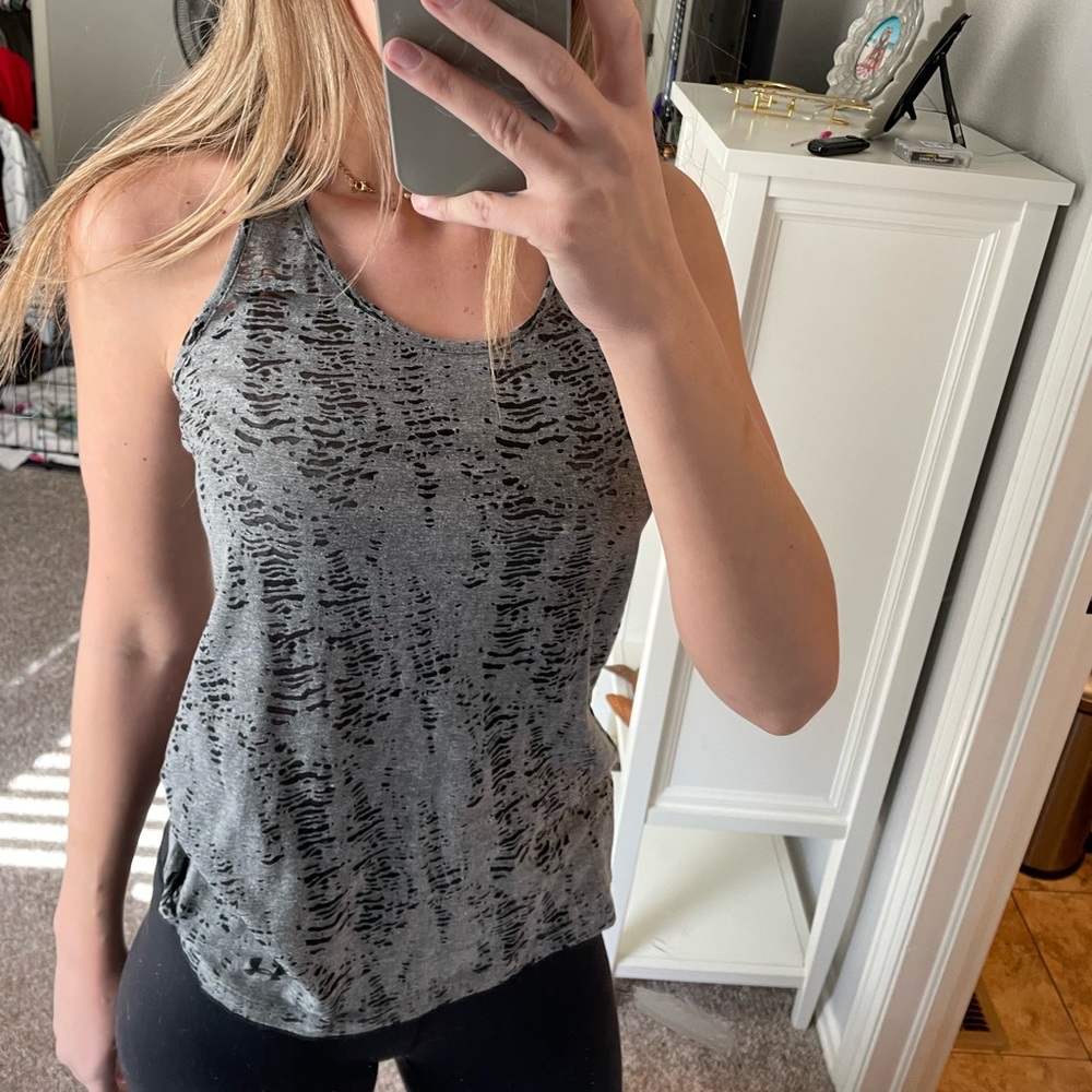 Under Armour tank